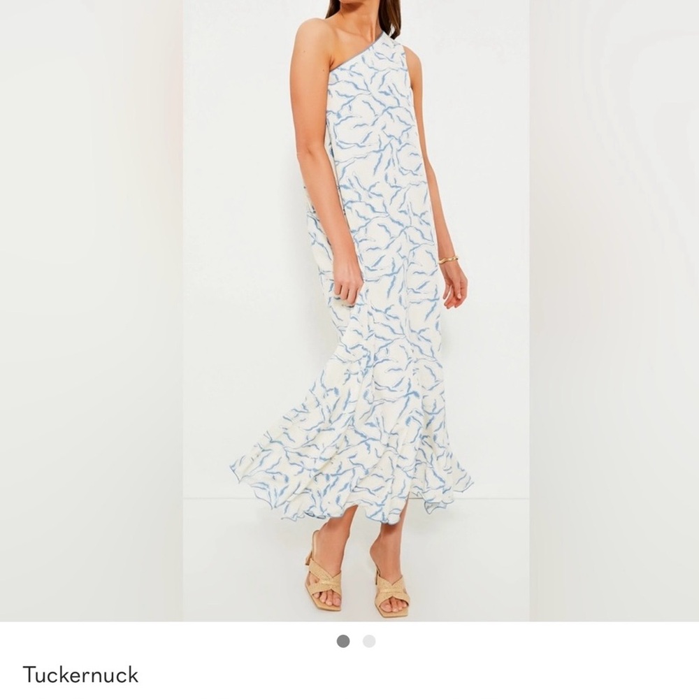 Chic One-Shoulder White Dress